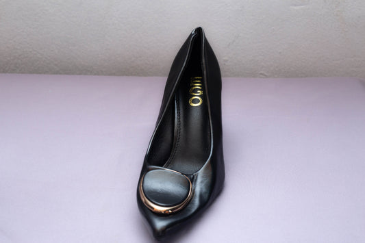 Escarpin à bout doré